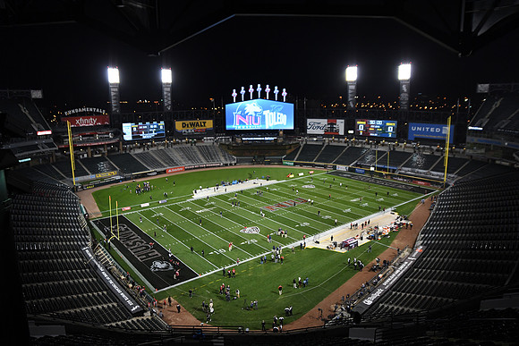 NCAA FOOTBALL: NOV 09 Toledo v Northern Illinois