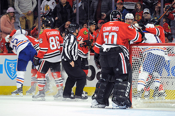 NHL: NOV 08 Oilers at Blackhawks