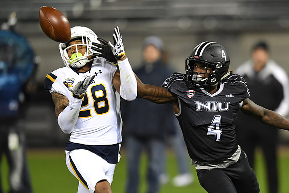 NCAA FOOTBALL: NOV 09 Toledo v Northern Illinois
